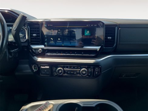 Used 2022 Chevrolet Silverado 1500 RST image 11