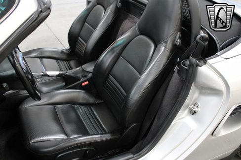 Used 2001 Porsche Boxster S image 21