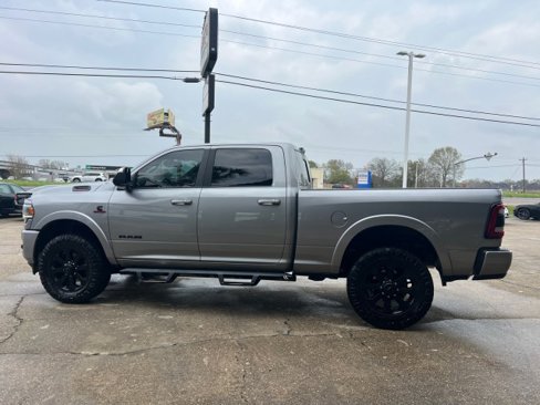Used 2020 RAM 2500 Laramie w/ Night Edition image 10