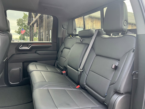 Used 2025 GMC Sierra 3500 Denali w/ Denali Reserve Package image 28