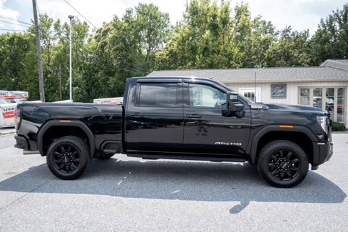 Used 2024 GMC Sierra 2500 AT4 w/ AT4 Premium Plus Package image 14