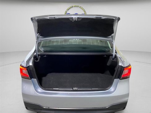 Used 2023 Subaru Legacy Premium image 5