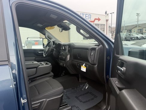 New 2025 Chevrolet Silverado 2500 Custom w/ Custom Value Package image 12