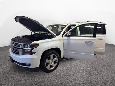 Used 2016 Chevrolet Suburban LTZ image 10