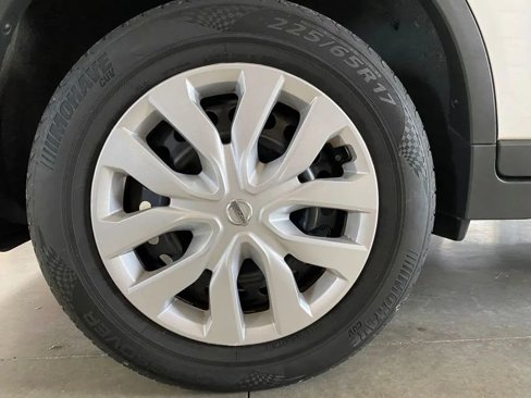 Used 2017 Nissan Rogue S w/ S Appearance Package image 35