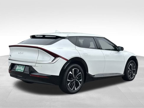 Used 2022 Kia EV6 Wind image 12