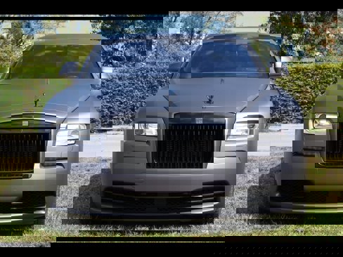 Used 2016 Rolls-Royce Wraith image 2