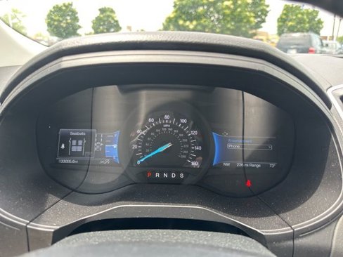 Used 2024 Ford Edge Titanium image 44