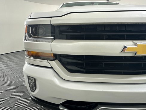 Used 2018 Chevrolet Silverado 1500 LT w/ All Star Edition image 5