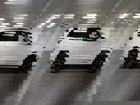 Certified 2022 Cadillac XT6 Sport w/ Technology Package image 26