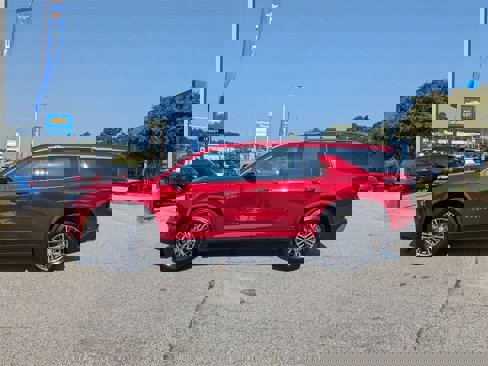 New 2026 Chevrolet Traverse LT w/ Enhanced Driving Package image 5