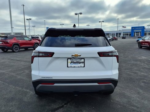 New 2026 Chevrolet Equinox LT image 5