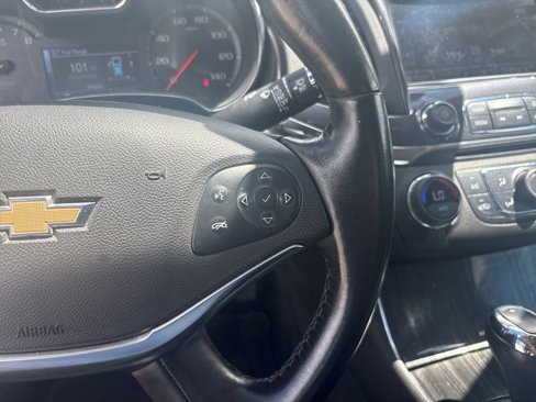 Used 2018 Chevrolet Impala Premier w/ Premier Confidence Package image 31