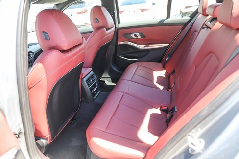 Used 2025 BMW 330i Sedan image 18