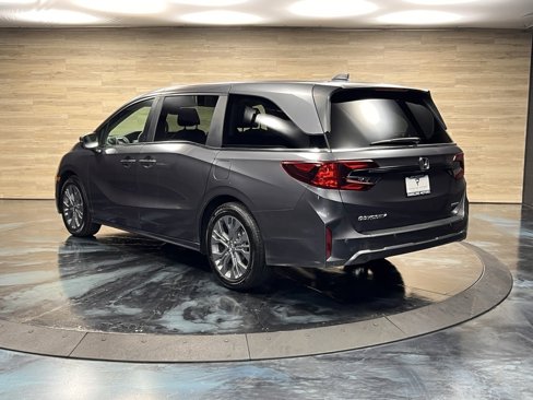 Used 2025 Honda Odyssey Touring image 8