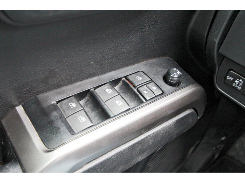 Used 2023 Toyota Tacoma SR5 image 17