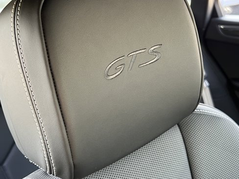 New 2026 Porsche Macan GTS image 34