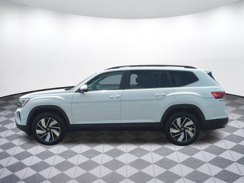 New 2025 Volkswagen Atlas SE image 2