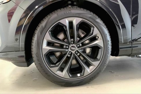 New 2025 Audi Q7 3.0T Premium Plus image 7