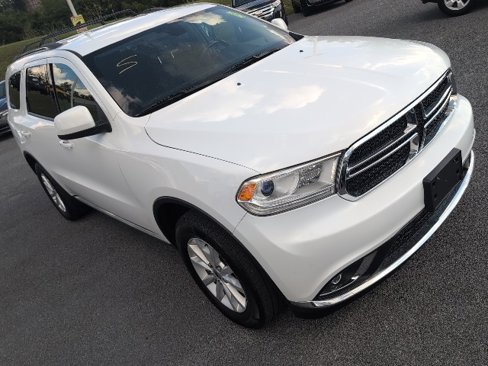 Used 2019 Dodge Durango SXT image 2