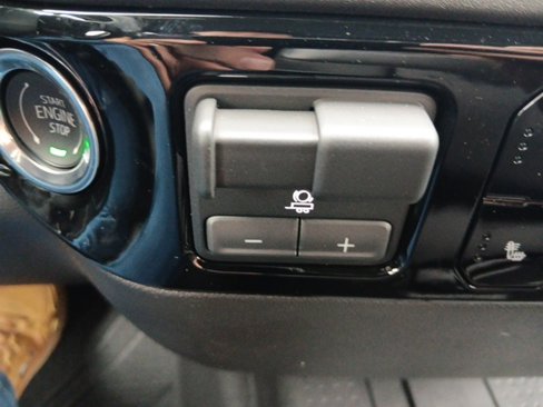 New 2026 Chevrolet Silverado 1500 LT w/ Safety Package image 36