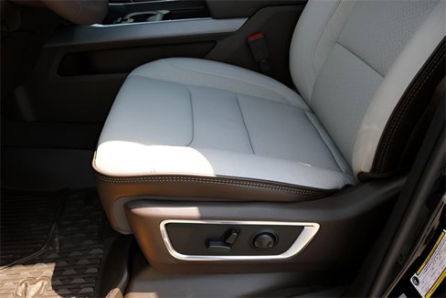 New 2026 RAM 1500 Laramie image 9