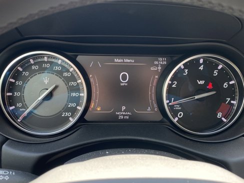 New 2024 Maserati Levante Trofeo image 26