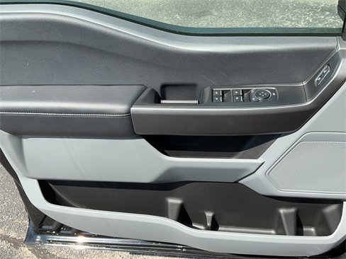 New 2025 Ford F250 XLT w/ FX4 Off-Road Package image 11