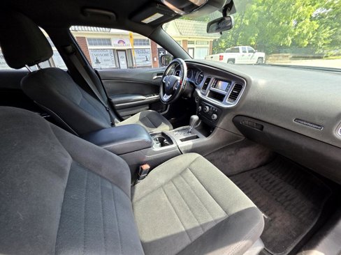 Used 2014 Dodge Charger SE image 70