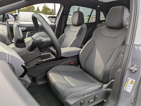 New 2025 Volkswagen ID.4 Pro S image 25
