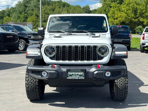 Used 2025 Jeep Wrangler Unlimited Rubicon image 2