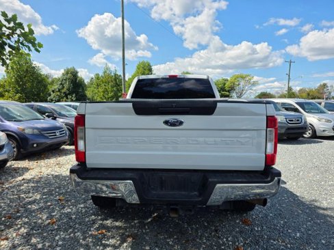 Used 2017 Ford F250 XLT image 6