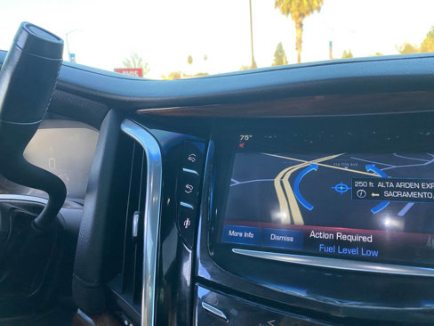 Used 2015 Cadillac Escalade ESV Luxury image 18