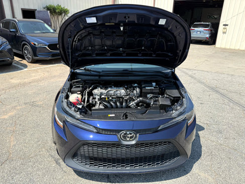 Used 2020 Toyota Corolla LE image 41
