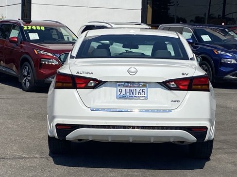 Used 2023 Nissan Altima 2.5 SV image 4