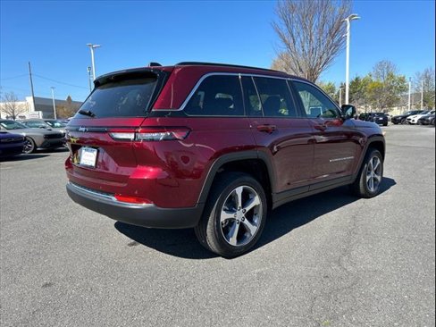 New 2024 Jeep Grand Cherokee Limited 4xe w/ Luxury Tech Group II image 25