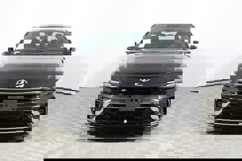 Used 2025 Hyundai Elantra N Line image 2