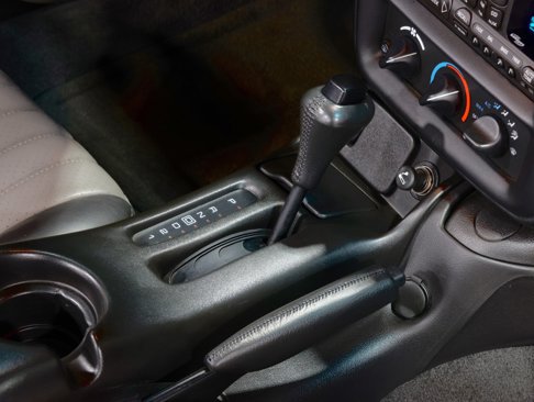 Used 2002 Chevrolet Camaro Z28 w/ SS Performance/Appearance Pkg image 17