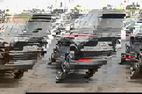 New 2025 Jeep Grand Cherokee L Altitude image 7