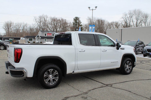 Used 2024 GMC Sierra 1500 SLT image 7