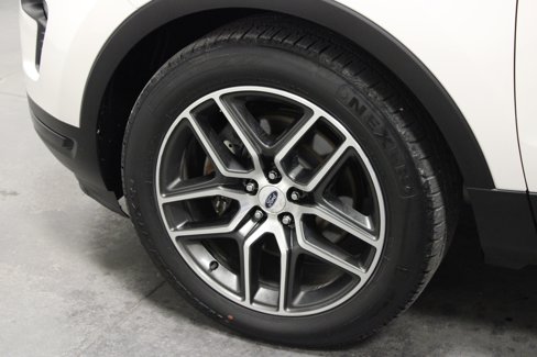 Used 2018 Ford Explorer Sport w/ Equipment Group 401A image 10