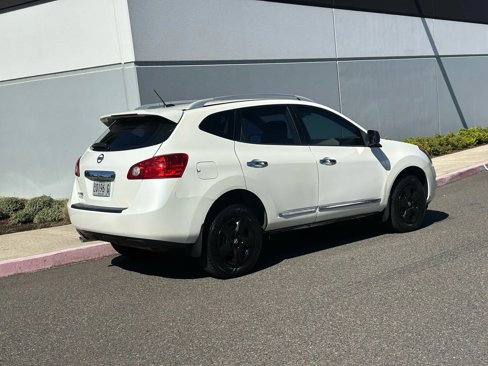 Used 2014 Nissan Rogue S w/ Convenience Package image 5