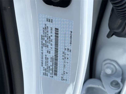New 2025 Ford F450 Lariat image 40