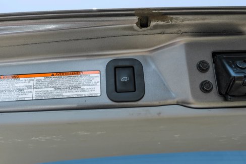 Used 2019 Toyota Sienna SE image 47