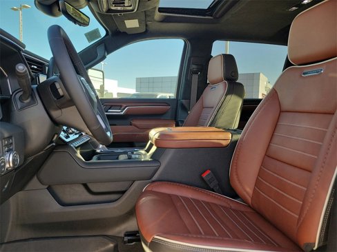 New 2025 GMC Sierra 3500 Denali Ultimate image 19
