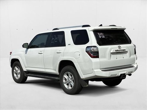 Used 2024 Toyota 4Runner SR5 image 7