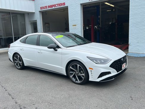 Used 2023 Hyundai Sonata SEL Plus image 2