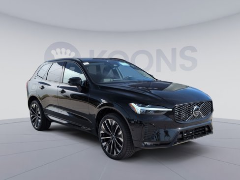 New 2026 Volvo XC60 B5 Ultra w/ Protection Package Premier image 10