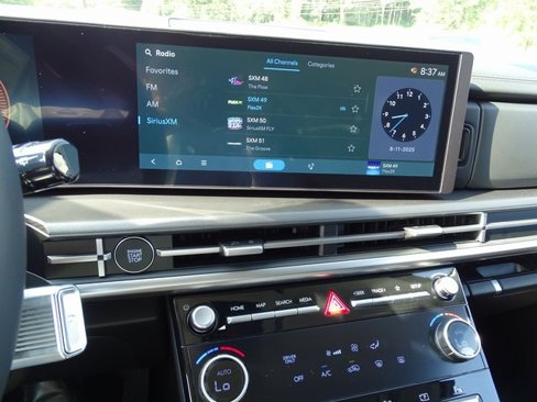 New 2026 Hyundai Santa Fe SE image 14