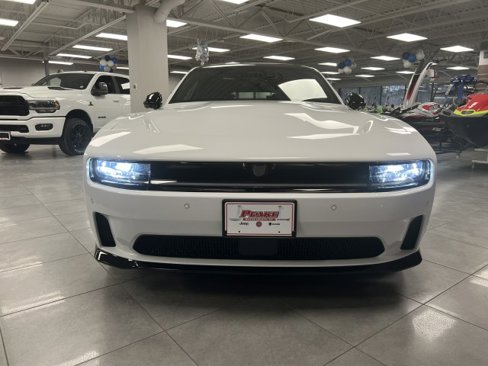 New 2024 Dodge Charger R/T w/ Plus Group image 4
